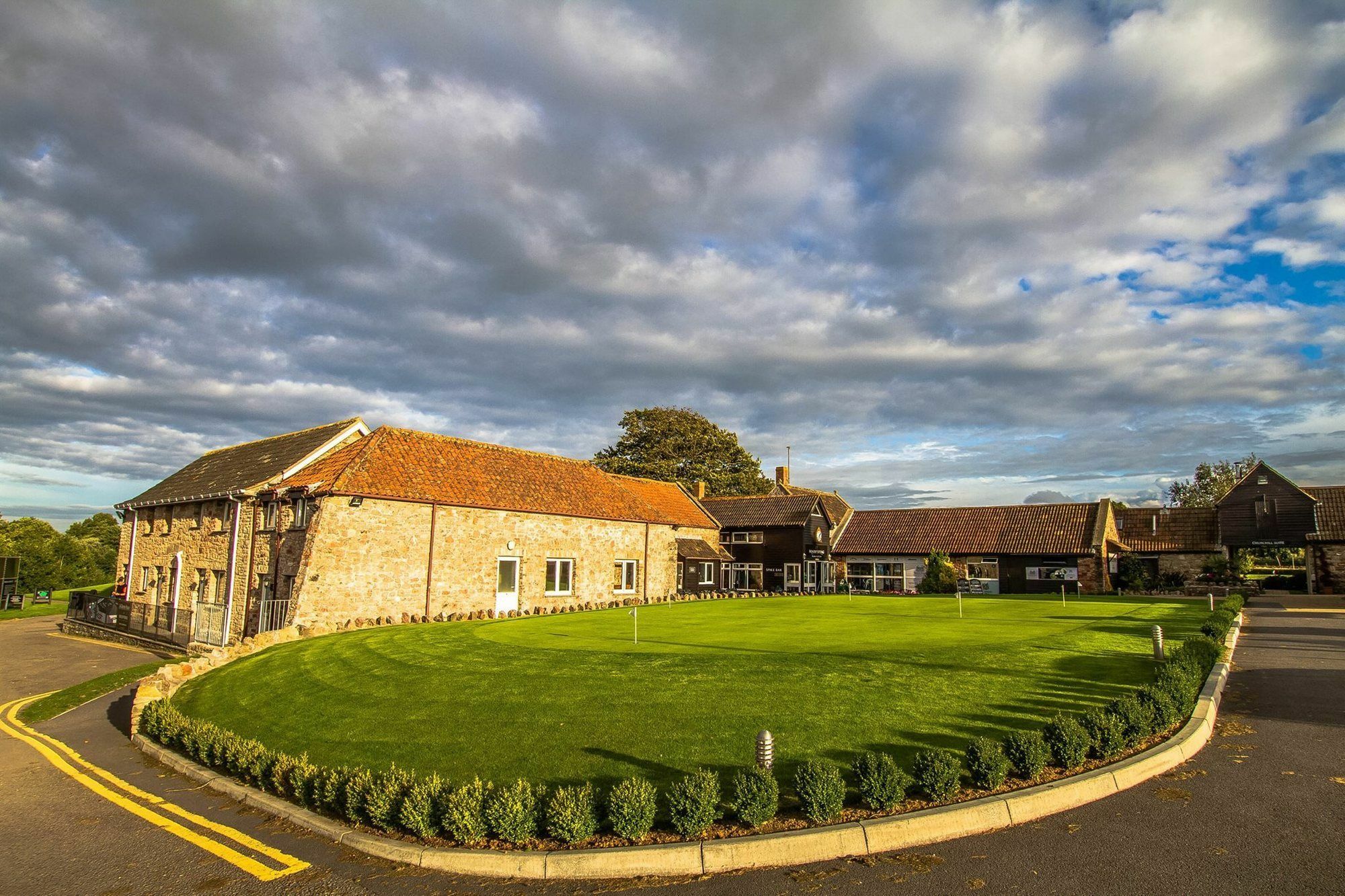 Gasthaus Mendip Spring Golf And Country Club Churchill  Exterior foto